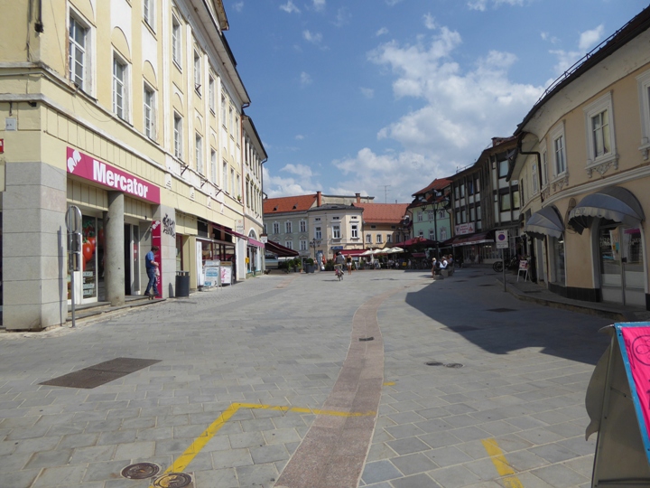 Maistrov trg