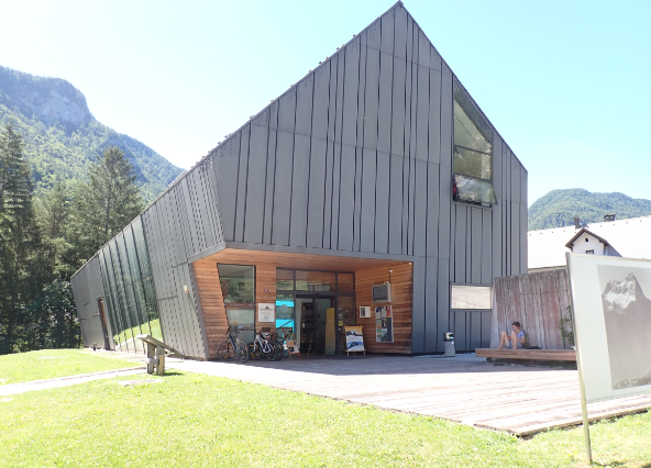 Slovenski planinski muzej, Mojstrana